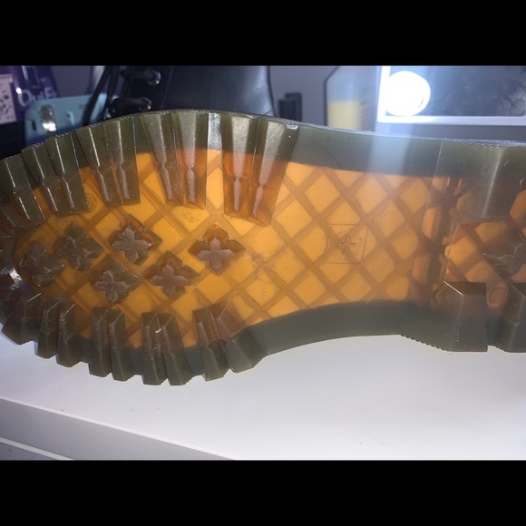 dr. Martens - Picture 5 of 5